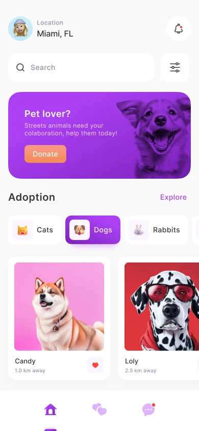 La pantalla de exploración: una ubicación y un campo de búsqueda con filtros, un panel violeta que pide una donación a nombre de los refugios, y luego una sección de Adopción con pestañas por especie y una grilla de mascotas cercanas.